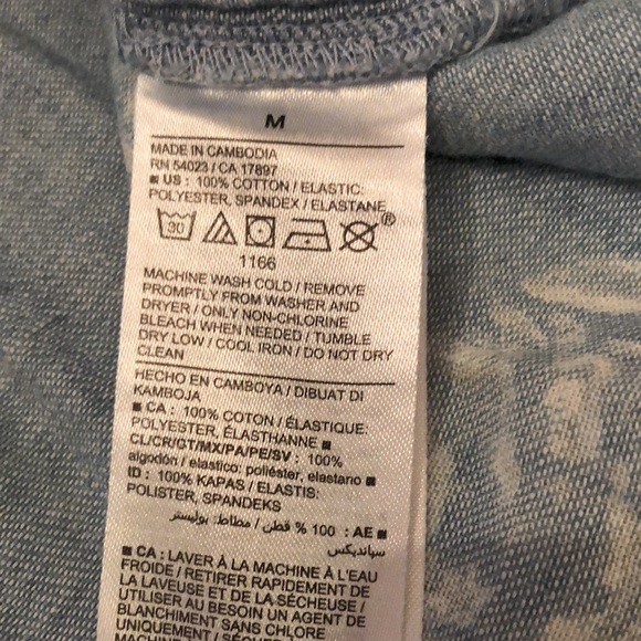 Old Navy Smocked Square Neck Floral Jean Top in Blue Size Medium - Picture 12 of 15